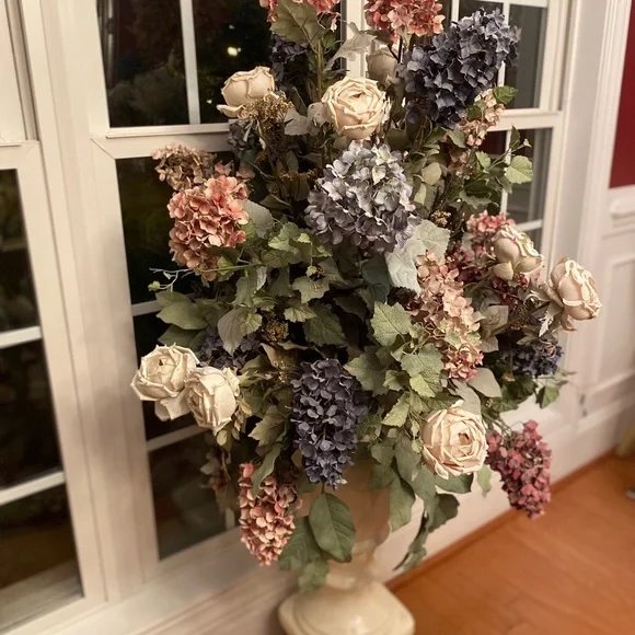 Dining room set - Picture 5 of 14